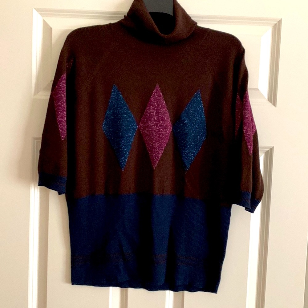 Facconable Unique Chocolate Brown Turteneck with raglan elbow sleeves